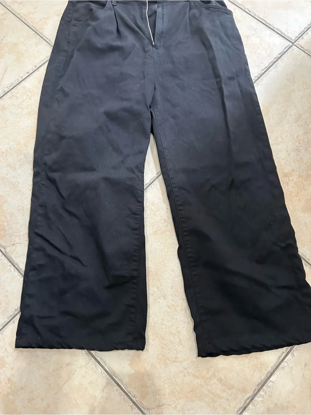 Joe's Jeans Black Straight-Leg Jeans size 31